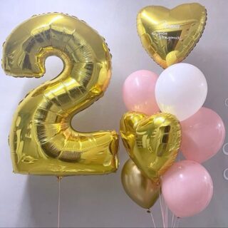 Фонтан шаров с цифрой 2 розовый с золотыми сердцами