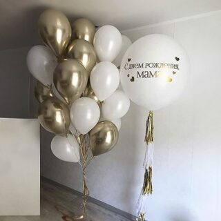 Композиция шаров с баблс в бело-золотой гамме