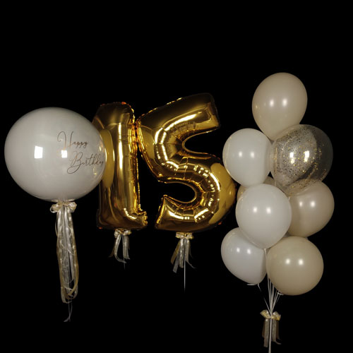 композиция шаров с цифрами 15 и баблс белый золото