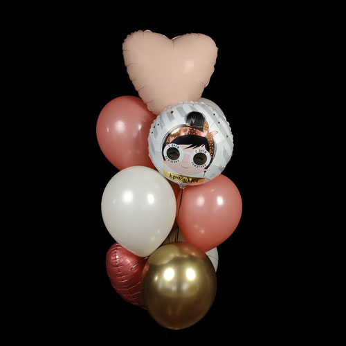 композиция шаров с сердцами и шаром с рисунком