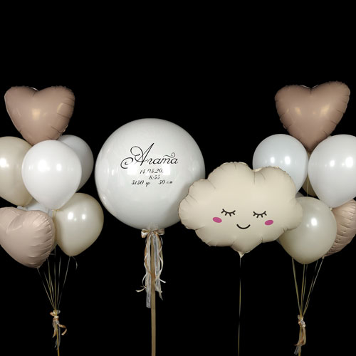 композиция шаров баблс с облаком и сердцами
