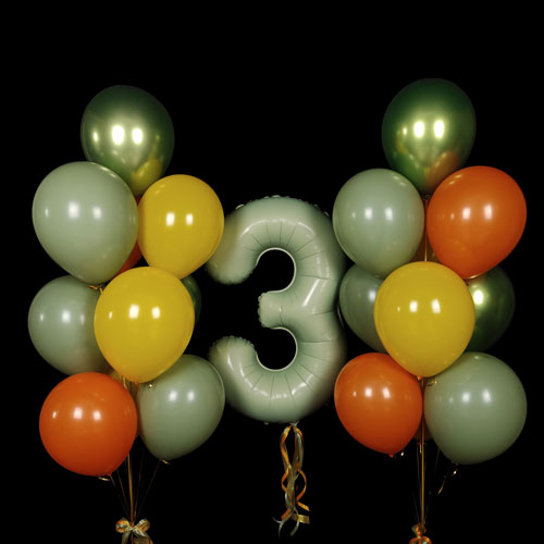композиция шаров с цифрой 3 в природных оттенках