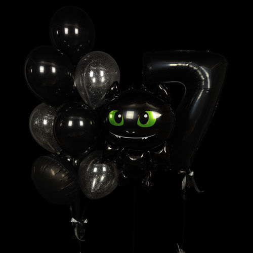 композиция шаров с цифрой 7 и черным драконом